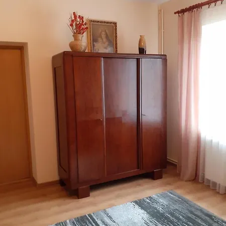 Dom W Skrzydlnej *